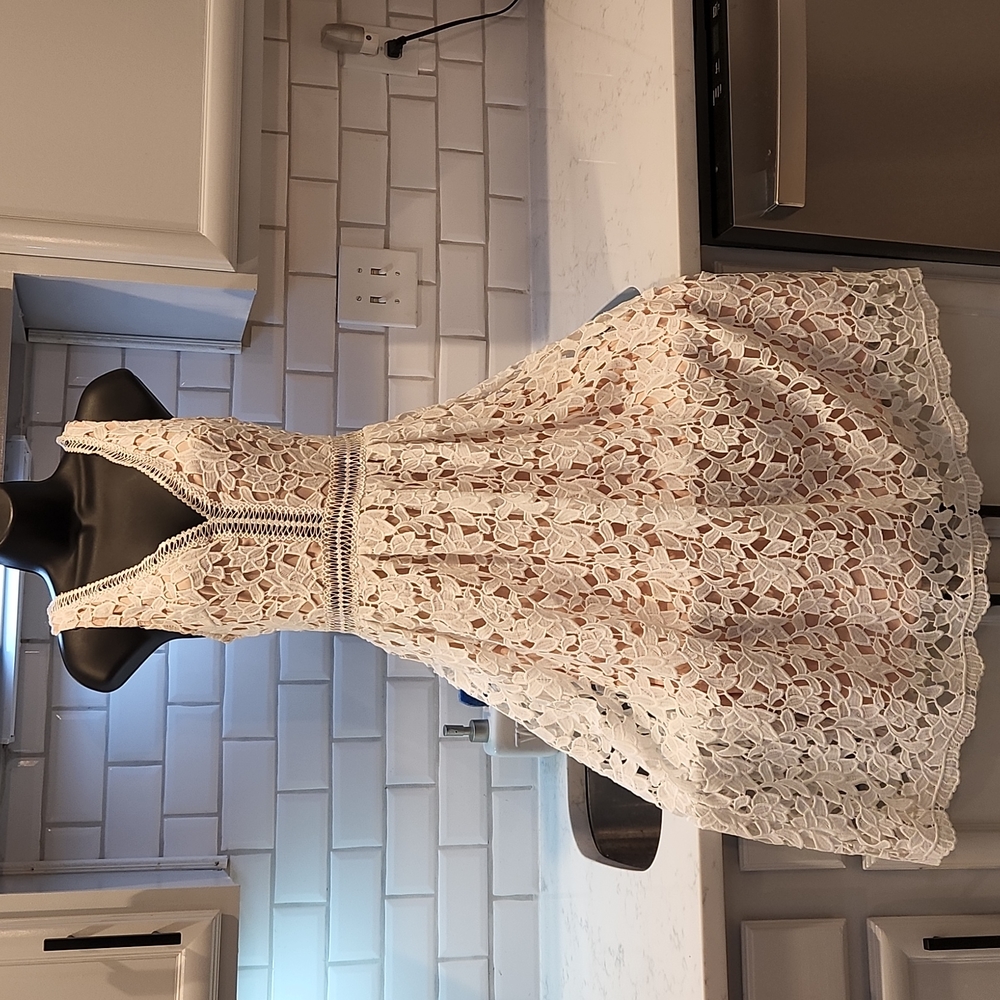 White lace dress